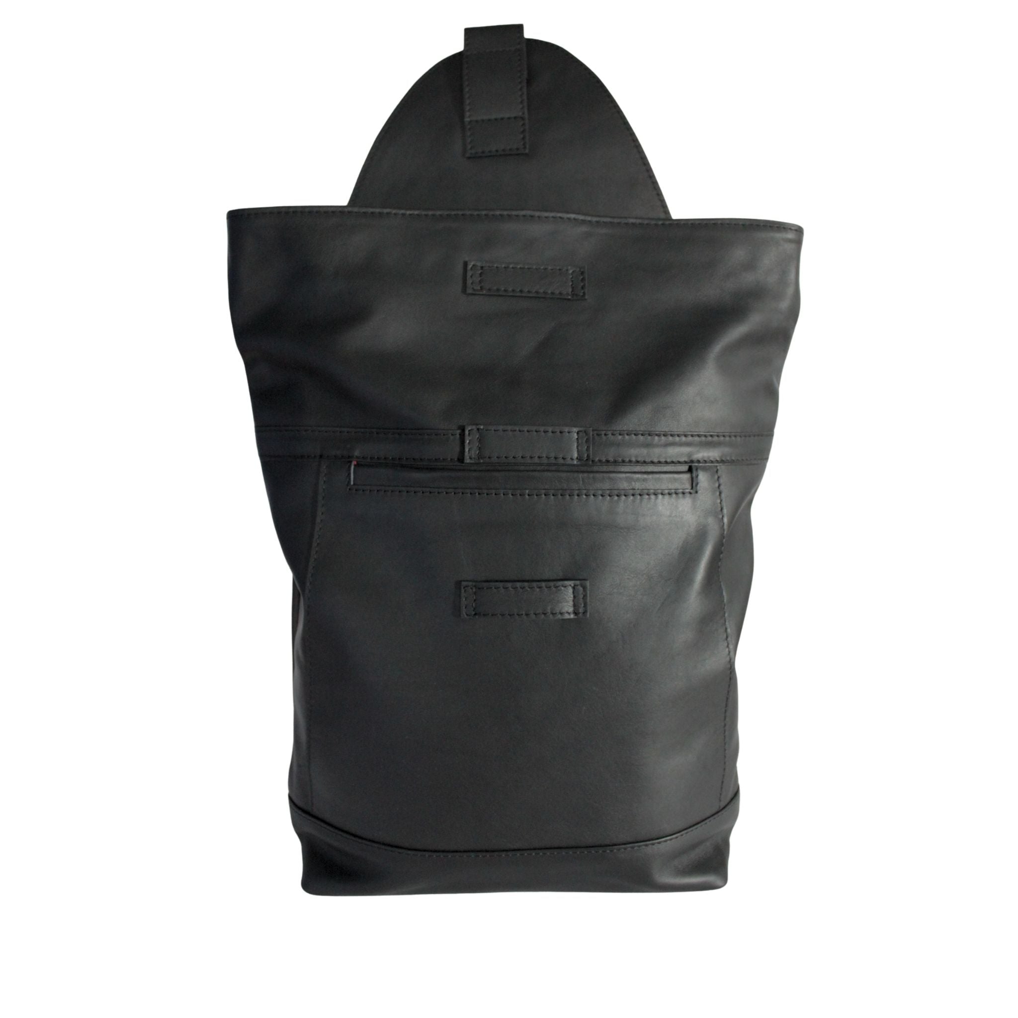Vorderseite des schwarzen ABURY-Rucksacks