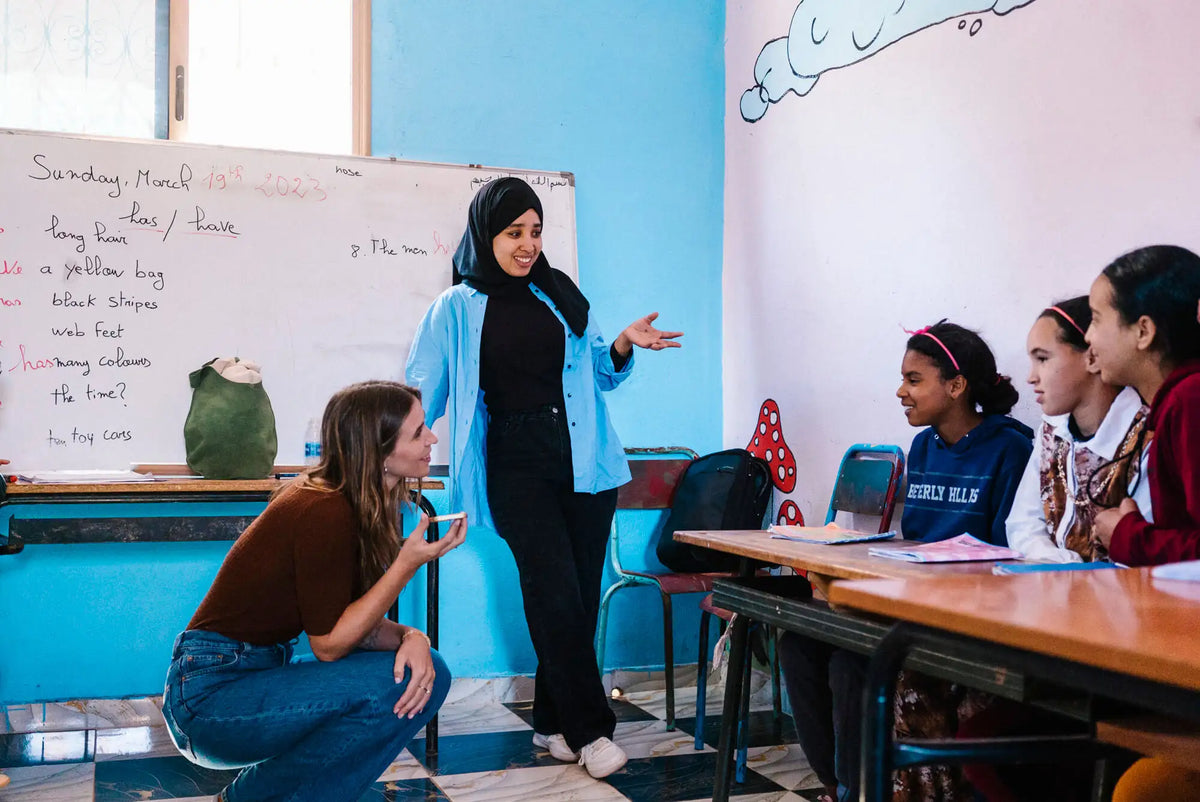 Eine Lehrerin für einen Monat – ABURY Teenage Girls Club