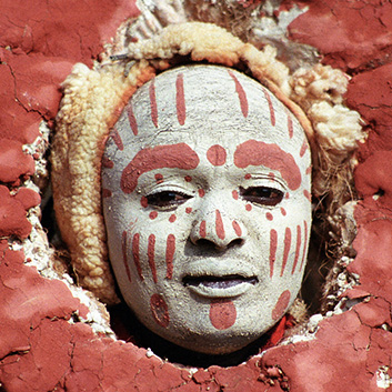 painted face of kenyan tribe
