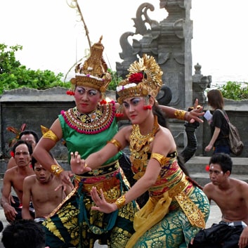 indonesian women in bali dancing in costumes