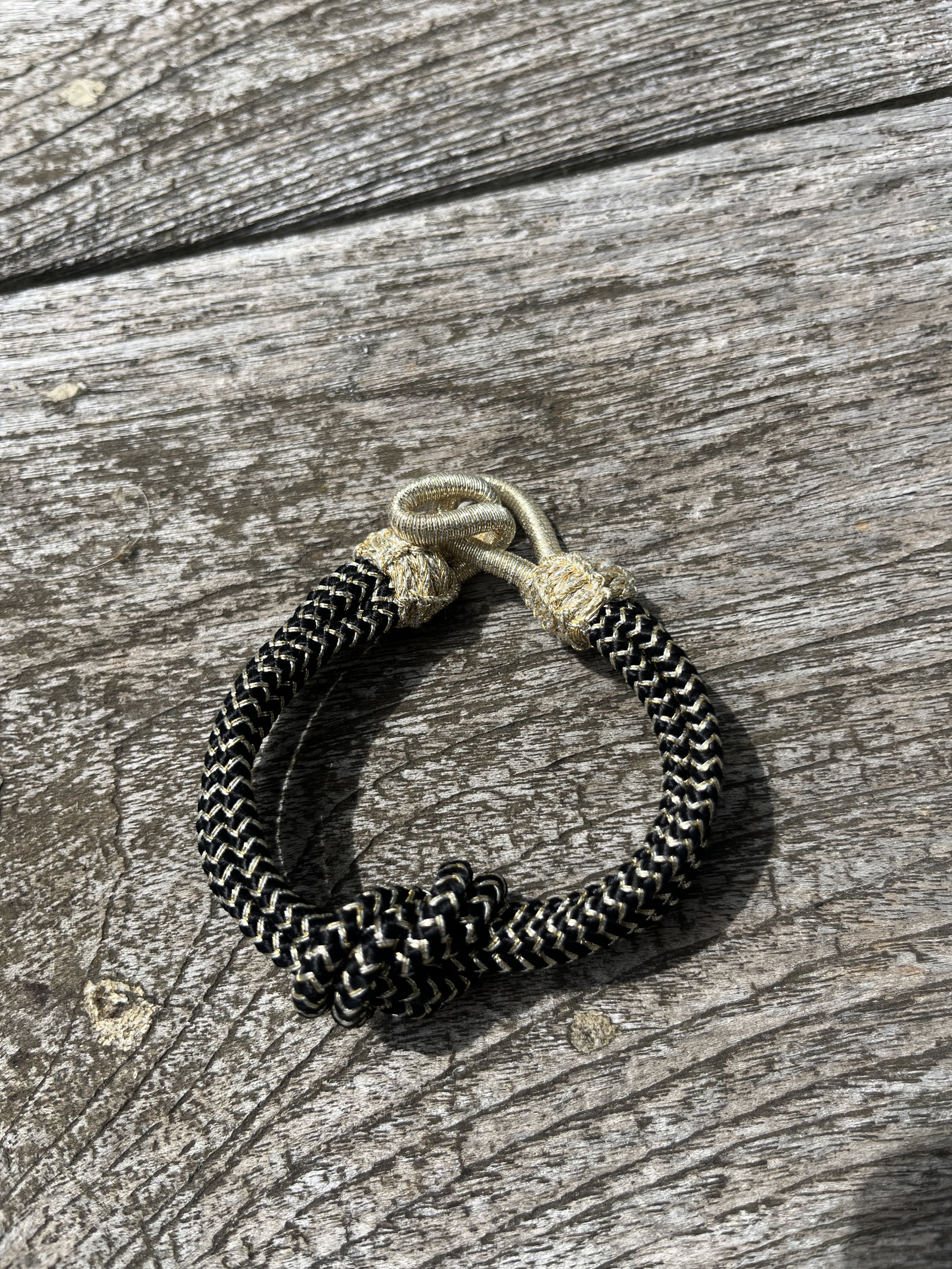 "The Knot" Armband