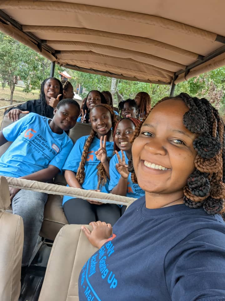 Vollstipendium - ABURY Girls Gearing Up Academy Malawi