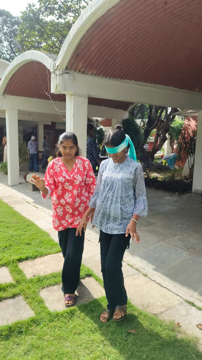 Vollstipendium - ABURY Girls Gearing Up Academy India
