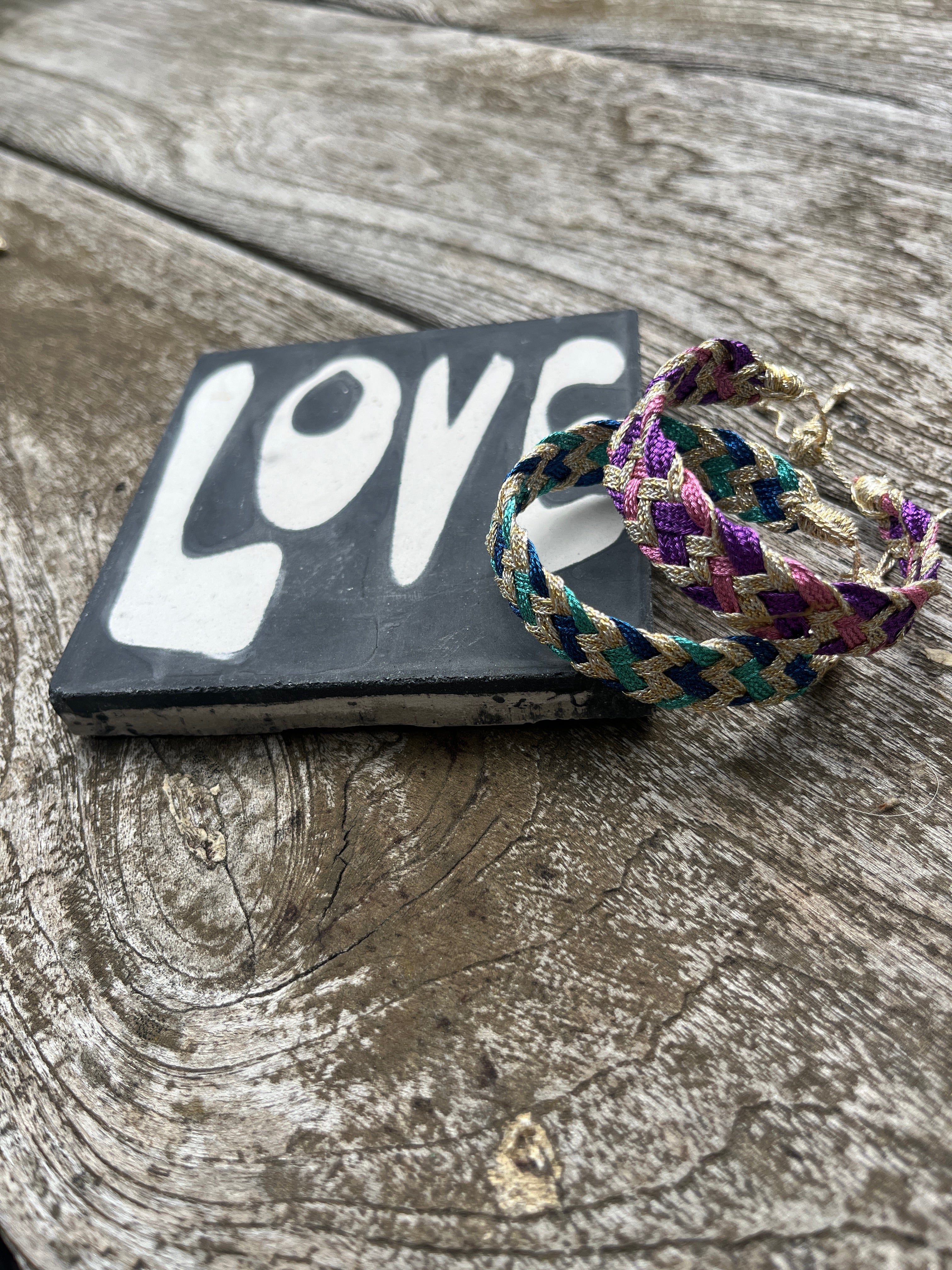 "Happy Place" geflochtenes Armband