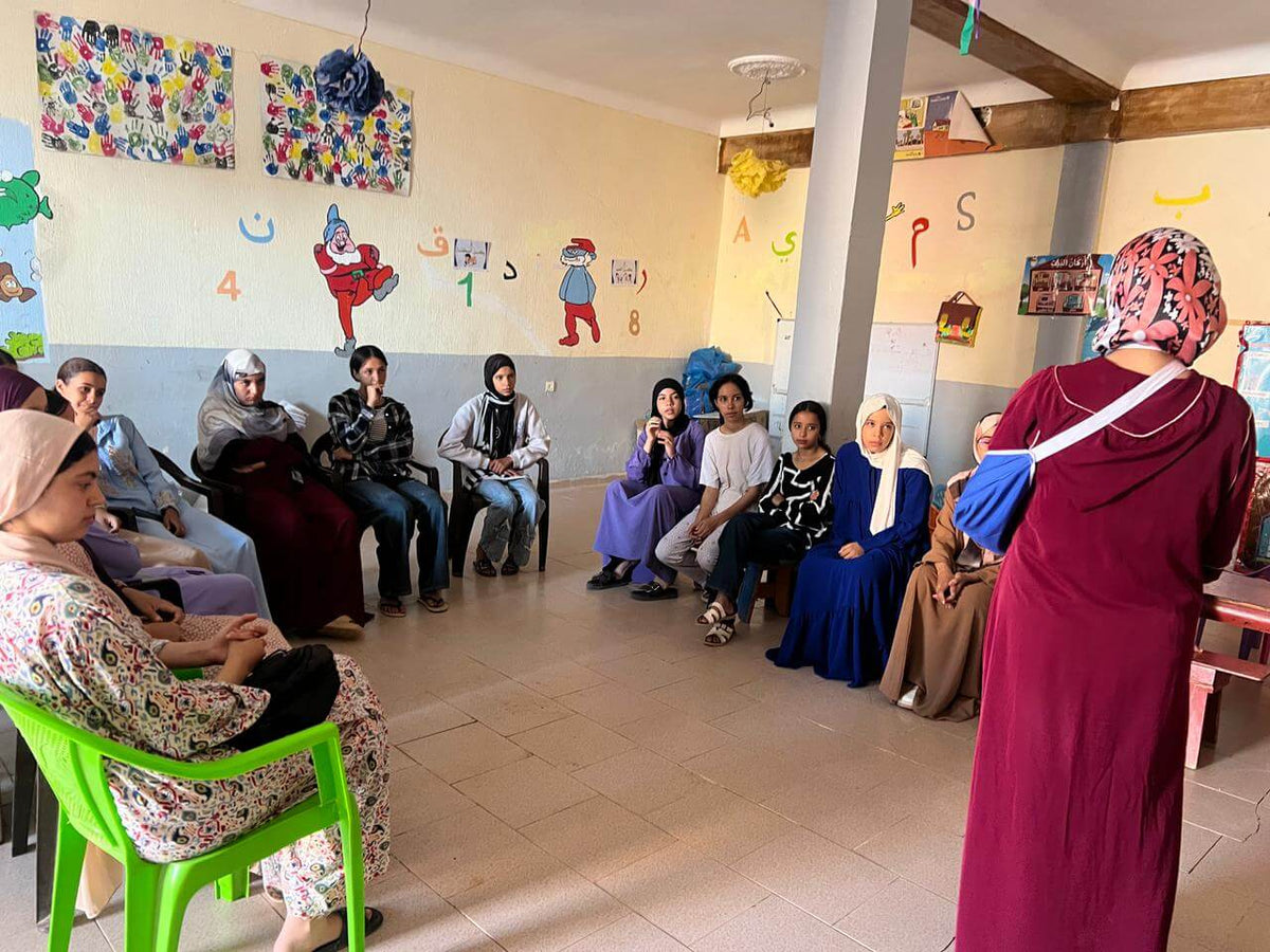 Eine Lehrerin für einen Monat – ABURY Teenage Girls Club