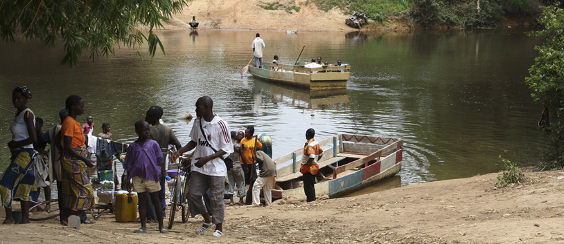 people of ivory coast crossing river